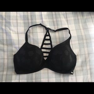 Victoria’s Secret PINK lightly lined bra